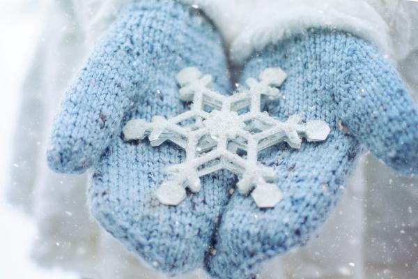 snowflake mittens